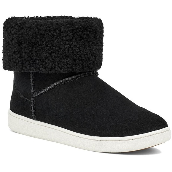 Ugg “Mika” suede sheepskin boots - size 9 - Picture 2 of 6